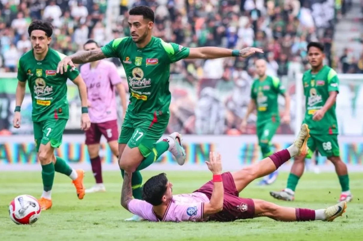 Persebaya Pertahankan Jefferson Silva, Bek Brasil yang Tak Pernah Absen Sejak Datang