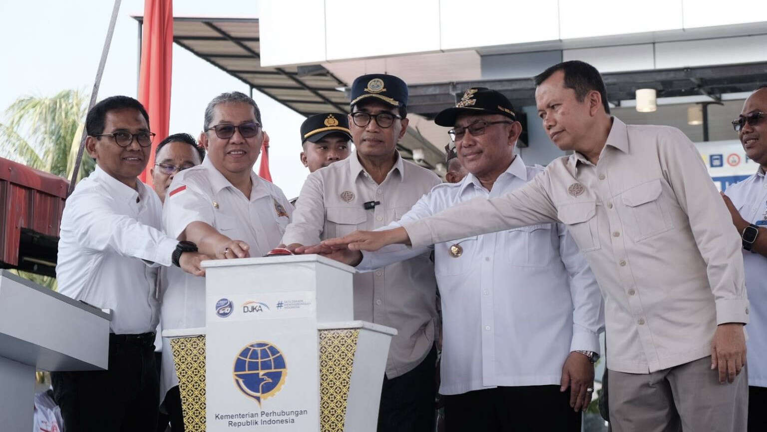 Reaktivasi Stasiun Pondok Rajeg, Menhub: Akses Transportasi Warga Jadi Lebih Efisien