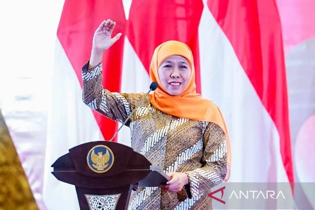Khofifah Bahas Perang Dagang Bareng Jokowi, Kok Tidak dengan Prabowo?