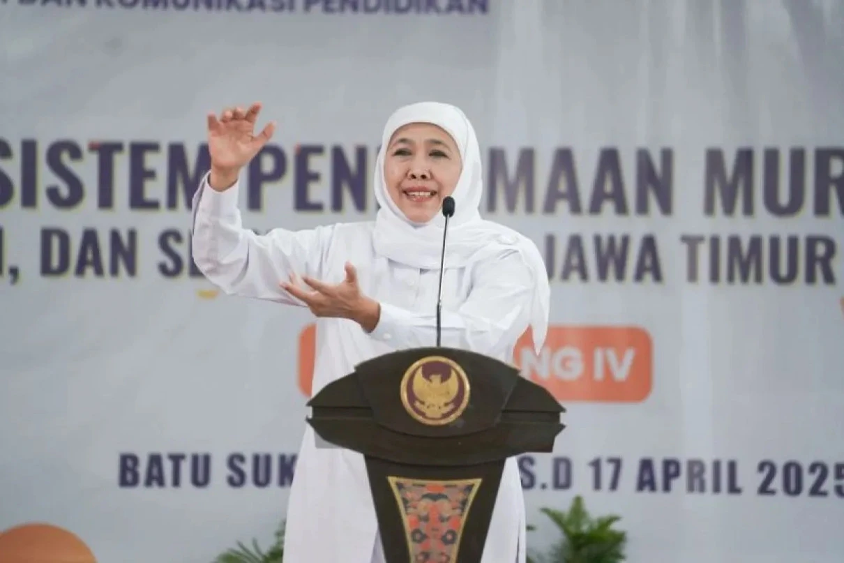 SPMB Jatim 2025 Dimulai Mei, Khofifah Minta Sekolah Transparan & Solutif