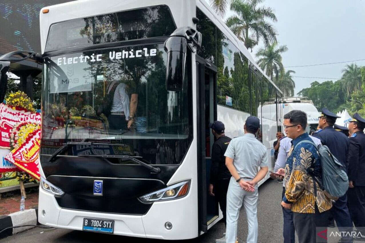 2 Unit Bus Listrik Siap Melayani Warga Kabupaten Bogor