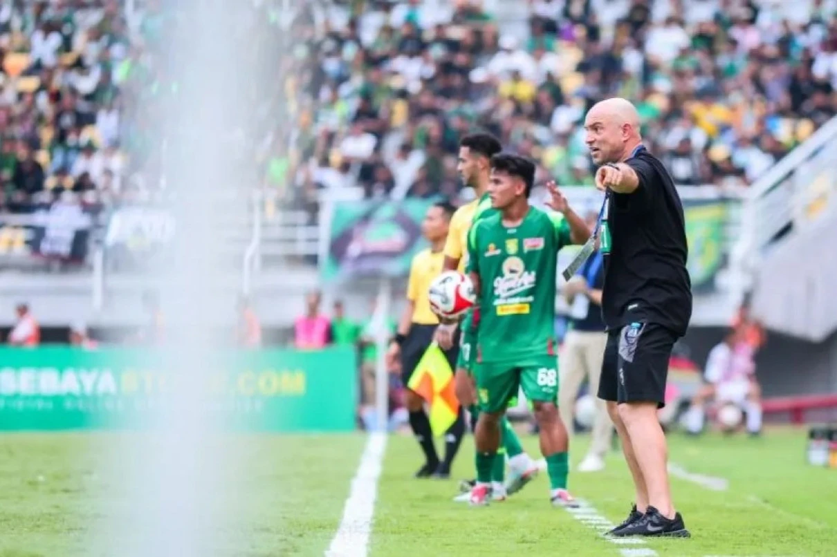 Persebaya Menang 5-0, Bernardo Tavares Tetap Mengaku Frustrasi