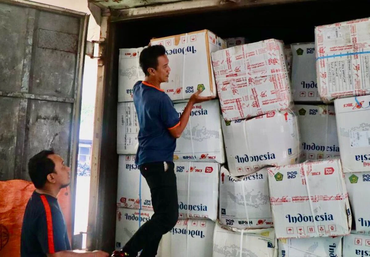 Pos Indonesia Sukses Layani Kiriman Kargo Haji 2026