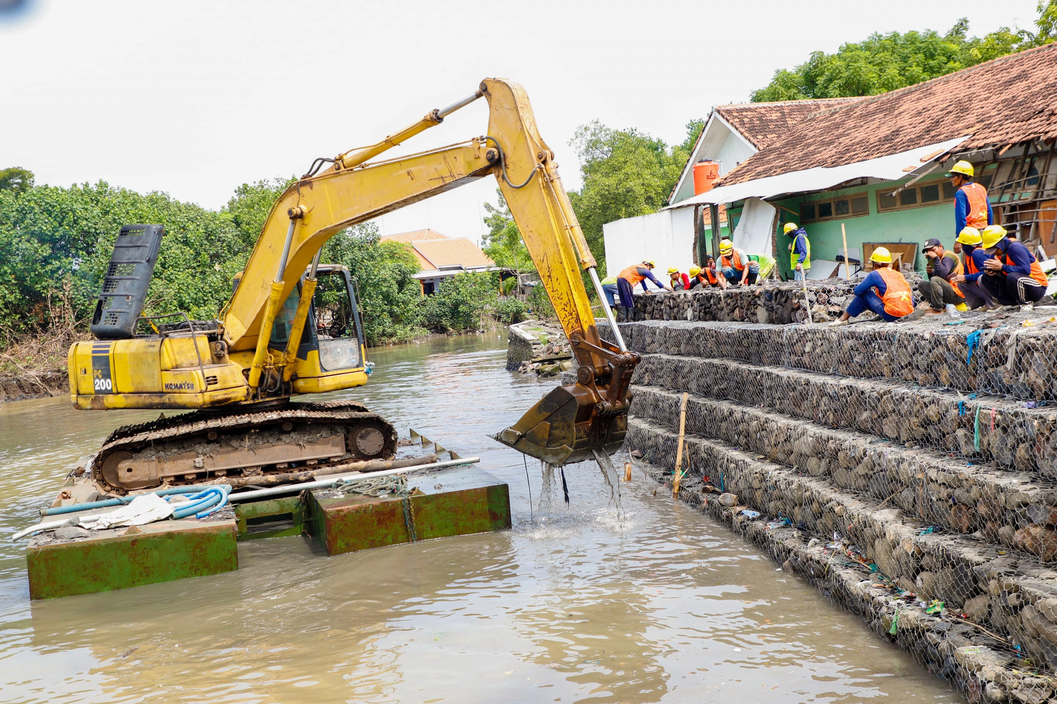 Antisipasi Banjir, Pemprov Jatim Pasang 8 Titik Bronjong 3 Sungai di Probolinggo