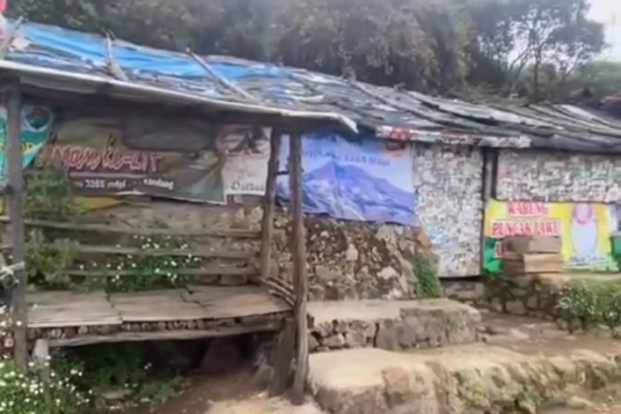 Isu Penutupan Warung Mbok Yem Hebohkan Warganet, Keluarga Pastikan Tetap Beroperasi