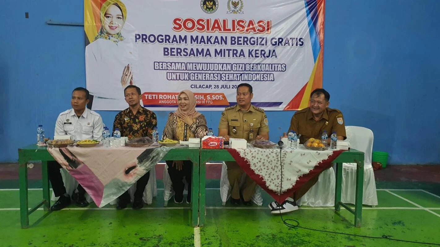 Warga Desa Layansari Cilacap Dapat Edukasi Soal Program MBG