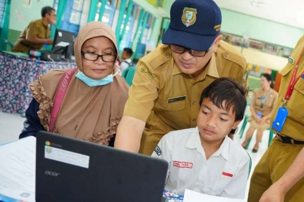 Ratusan Siswa SD-SMP di Madiun Gugur dari Pendaftaran PPDB Karena Tak Daftar Ulang