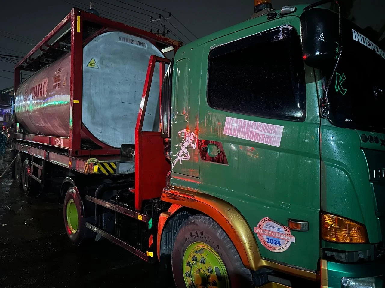 Diduga Keracunan Oli Bekas, 2 Karyawan Pencucian Truk di Sidoarjo Tewas
