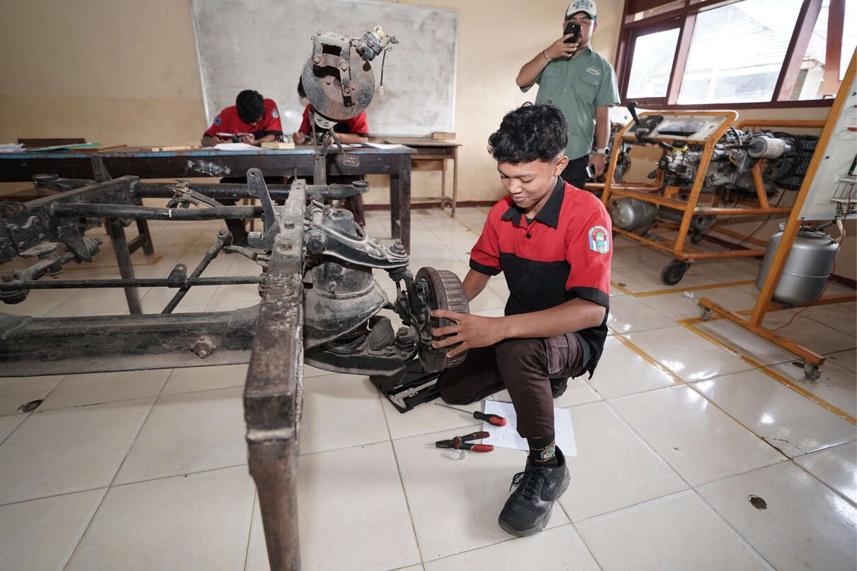 Soroti Janji Cagub Jatim, Pengamat: Program Kota & Provinsi Tak Bisa Dibandingkan