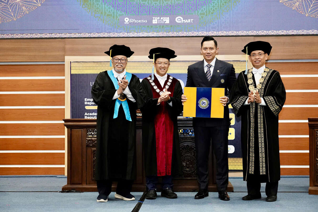 AHY Jalani Sidang Terbuka Doktoral di Unair Dinyatakan Lulus Cumlaude