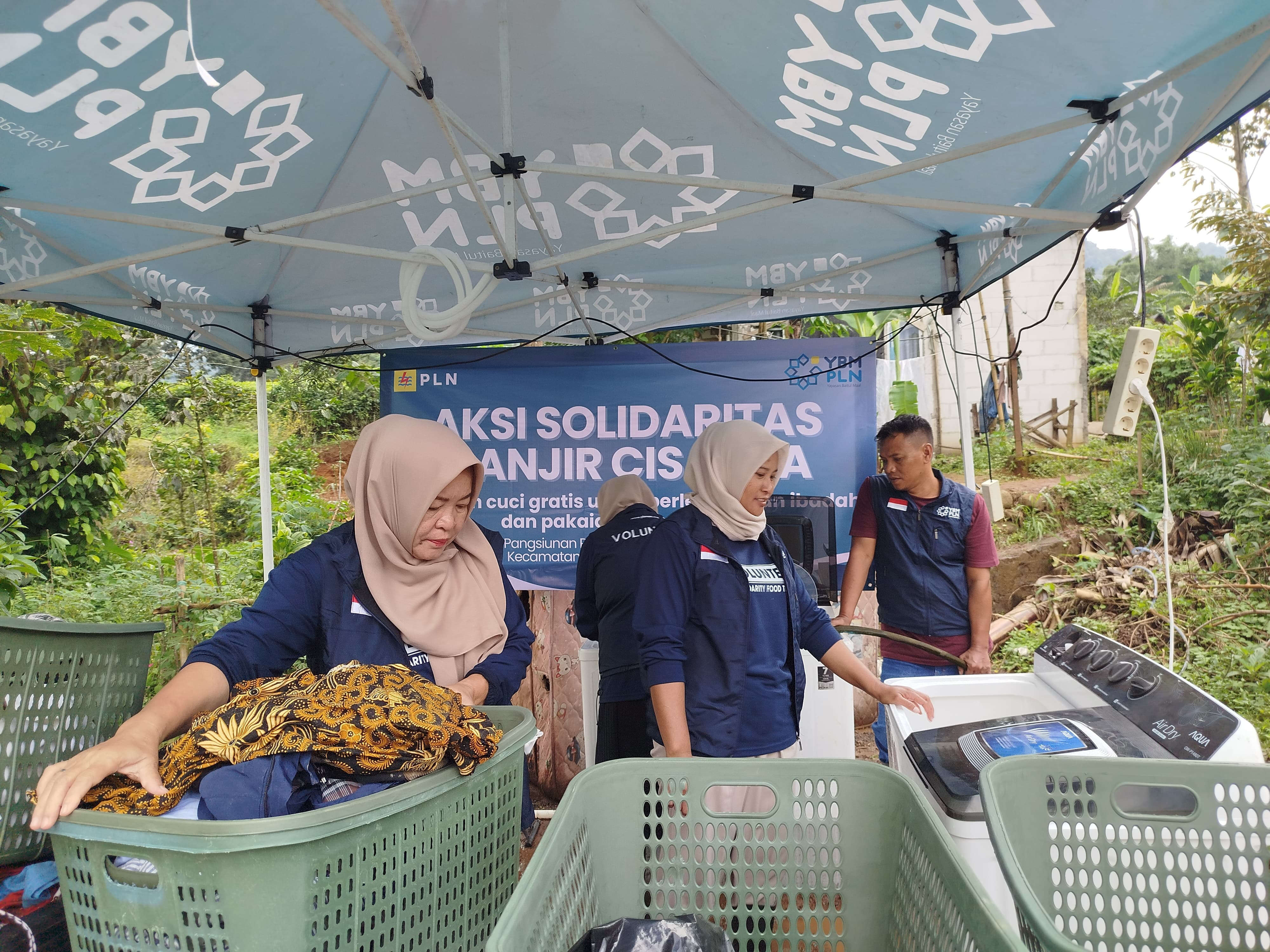 PLN UID Jabar Salurkan Bantuan bagi Korban Banjir di Berbagai Wilayah