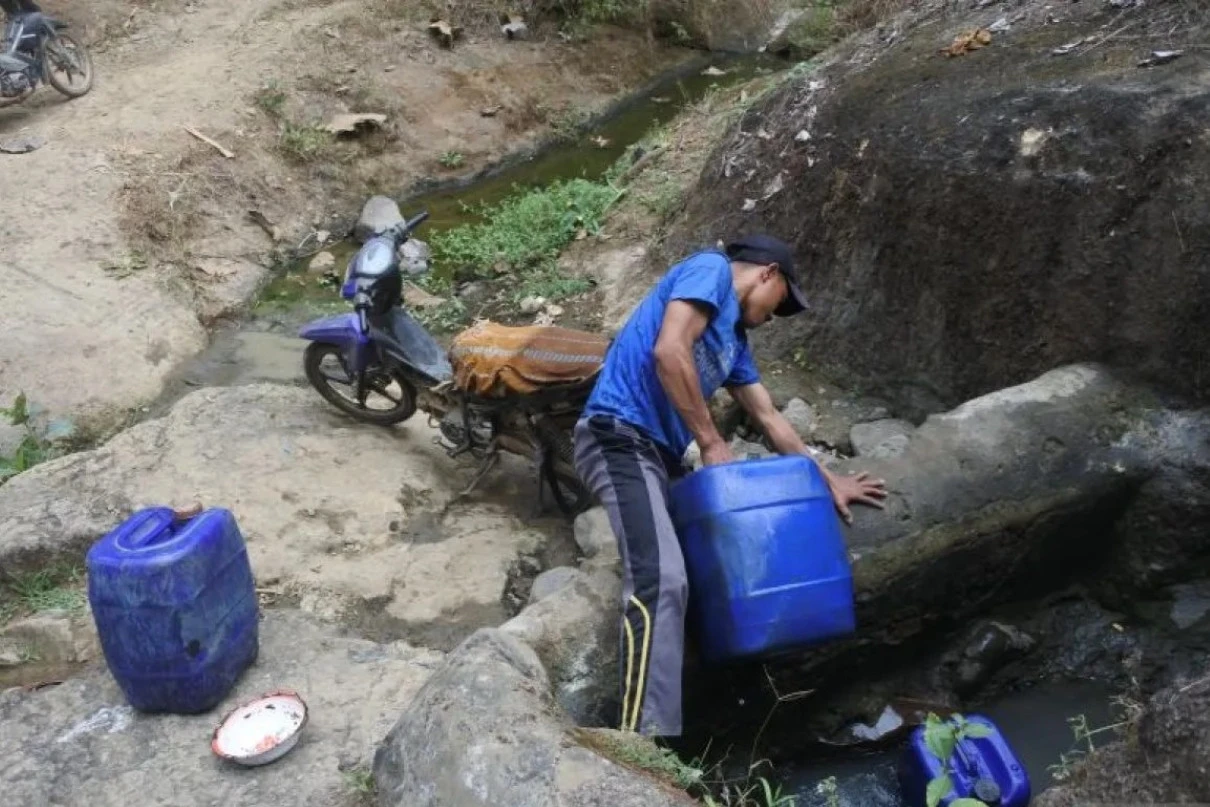 Sumber Mata Air Berkurang, 11 Dusun di 8 Desa Situbondo Kekeringan