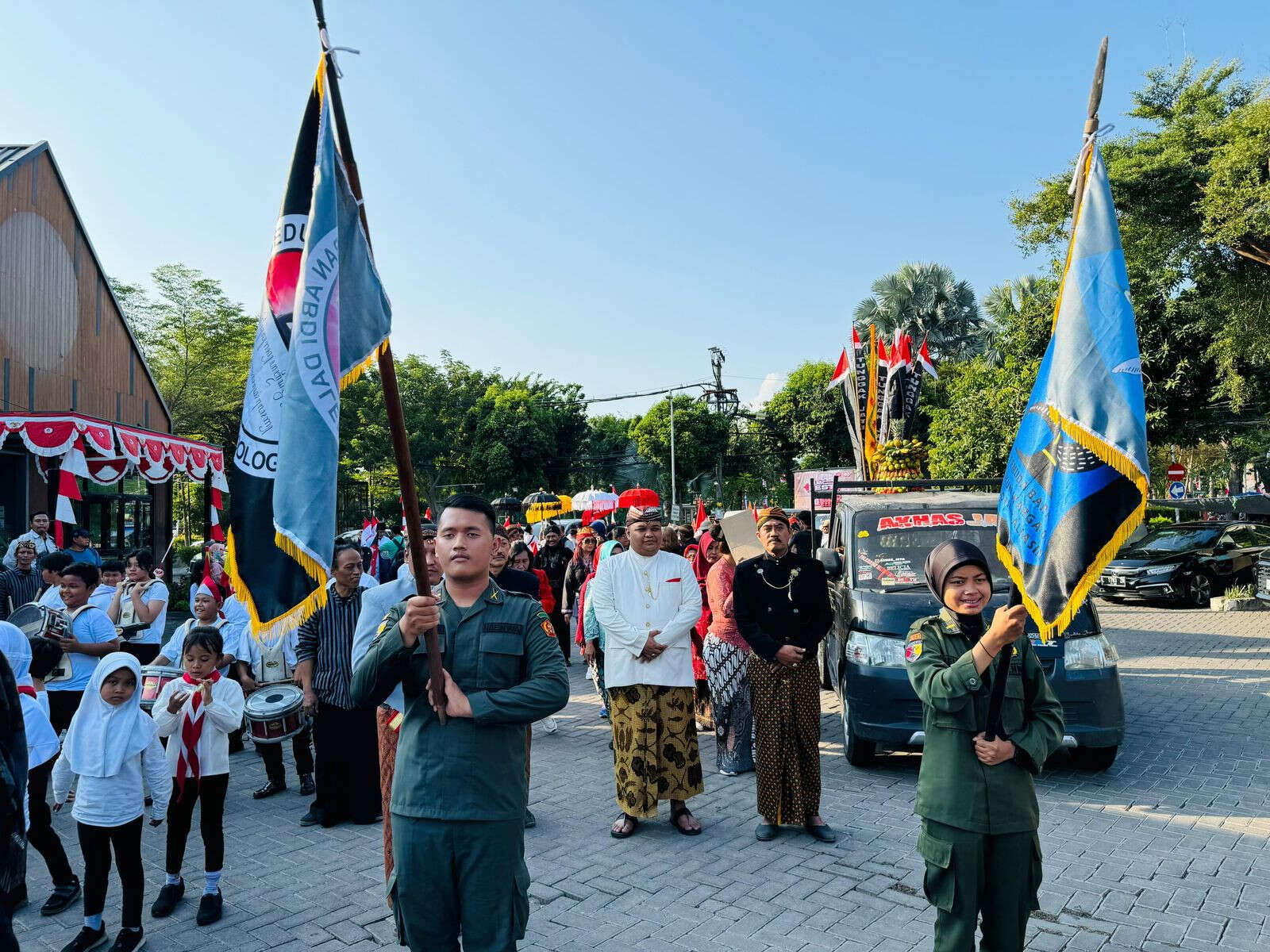 Lestarikan Budaya Leluhur Lewat Kirab Budaya Festival Joko Dolog