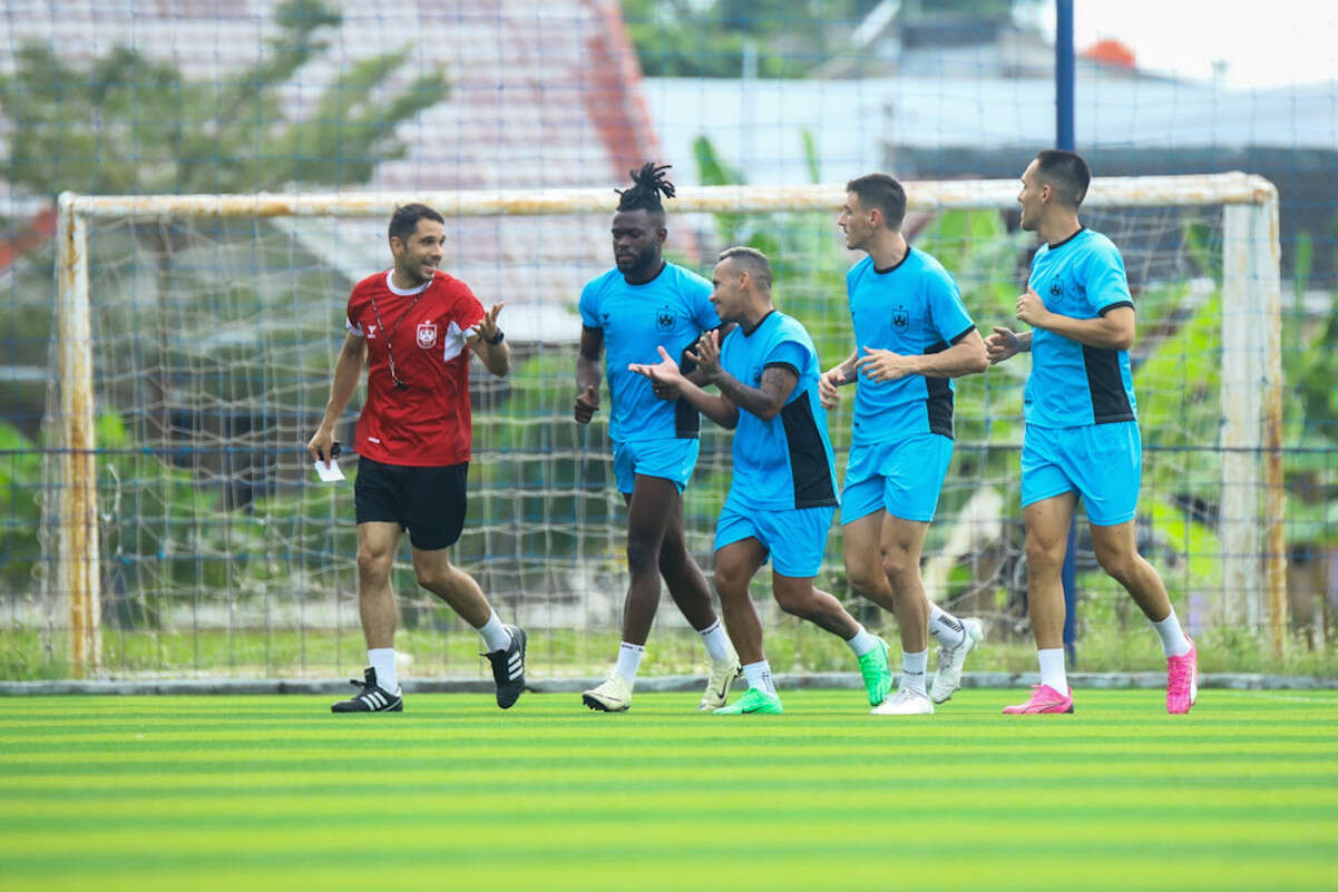 4 Pemain Asing Latihan Bersama PSIS Semarang, Jalani Tes Fisik, Siapa Saja Mereka?