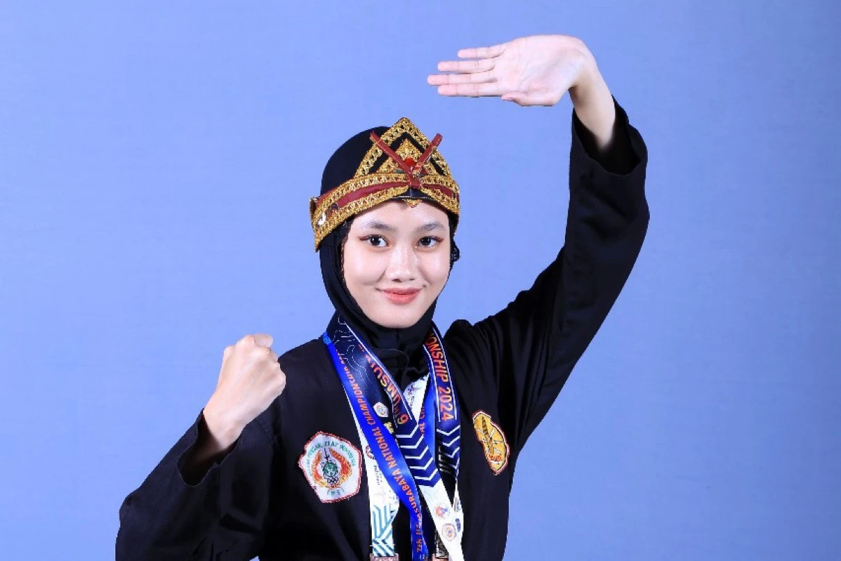 Inspirasi Azizah, Juara Silat Nasional dari SMATAG Surabaya: Semua Karena Allah