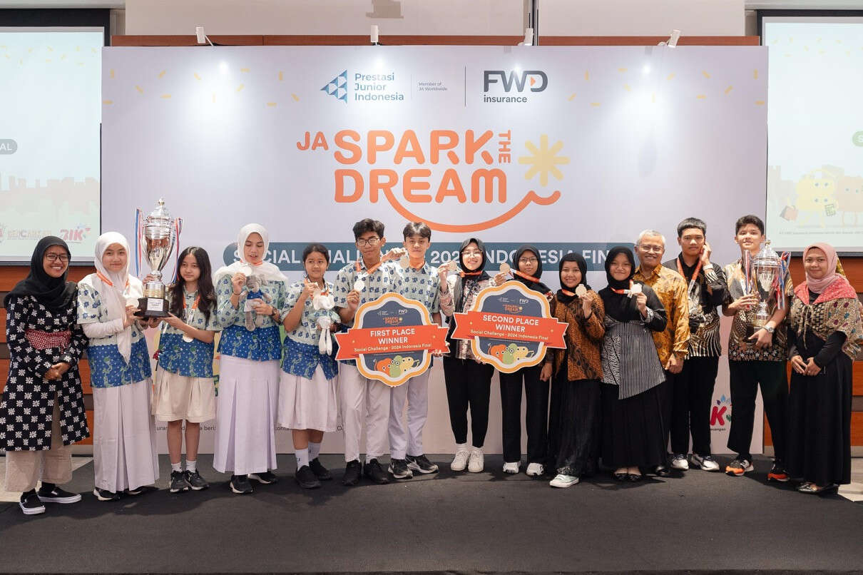 FWD Insurance & PJI Tantang Ribuan Siswa Ciptakan Inovasi Promosi Literasi Keuangan