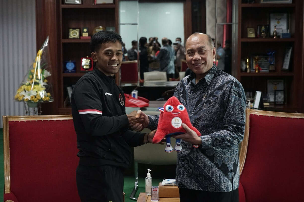 Berlaga di Olimpiade Paris, Rahmad Adi Mulyono Dapat Bonus dari UM Surabaya