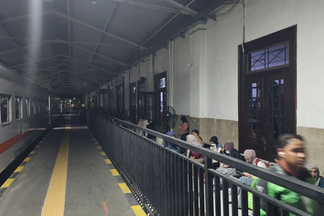 Stasiun Gubeng Ikut Terdampak Pemadaman, KAI Daop 8 Pastikan Layanan Tetap Normal
