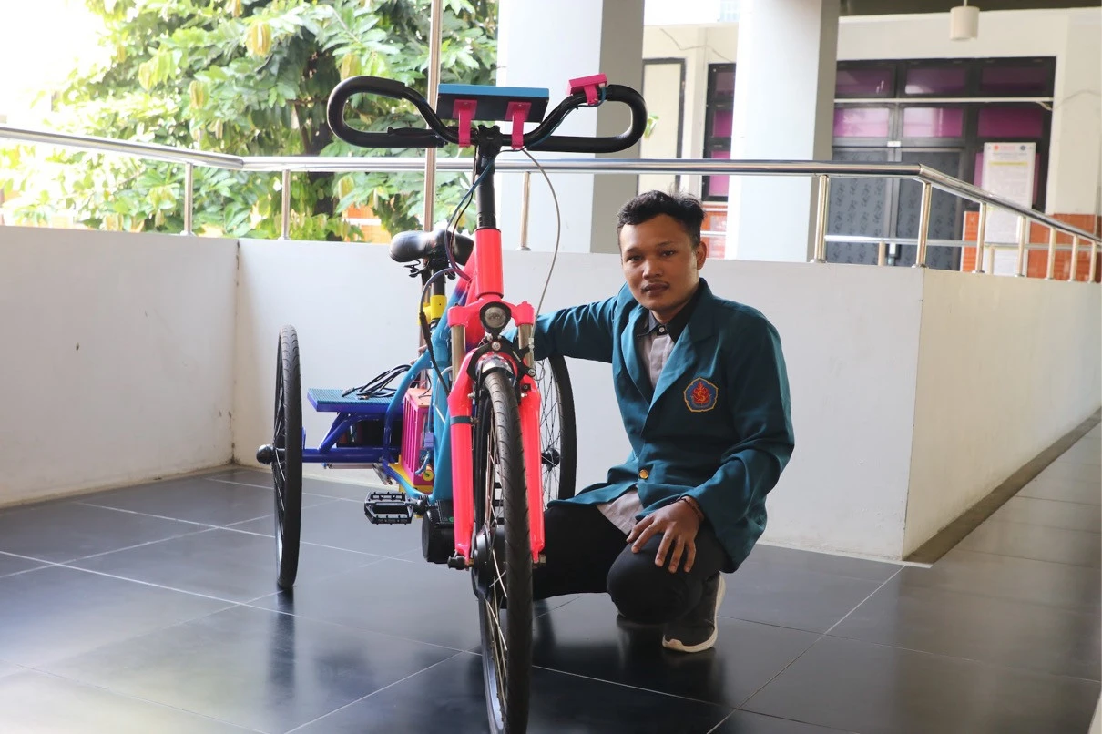 Mahasiswa Ubaya Rancang Sepeda Listrik untuk Lansia dan Pecinta Gowes