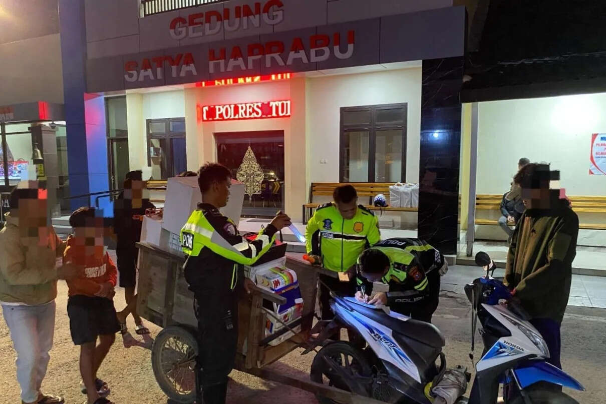 3 Pemuda di Tulungagung Ditangkap Polisi Saat Sahur On The Road Gunakan Sound Horeg