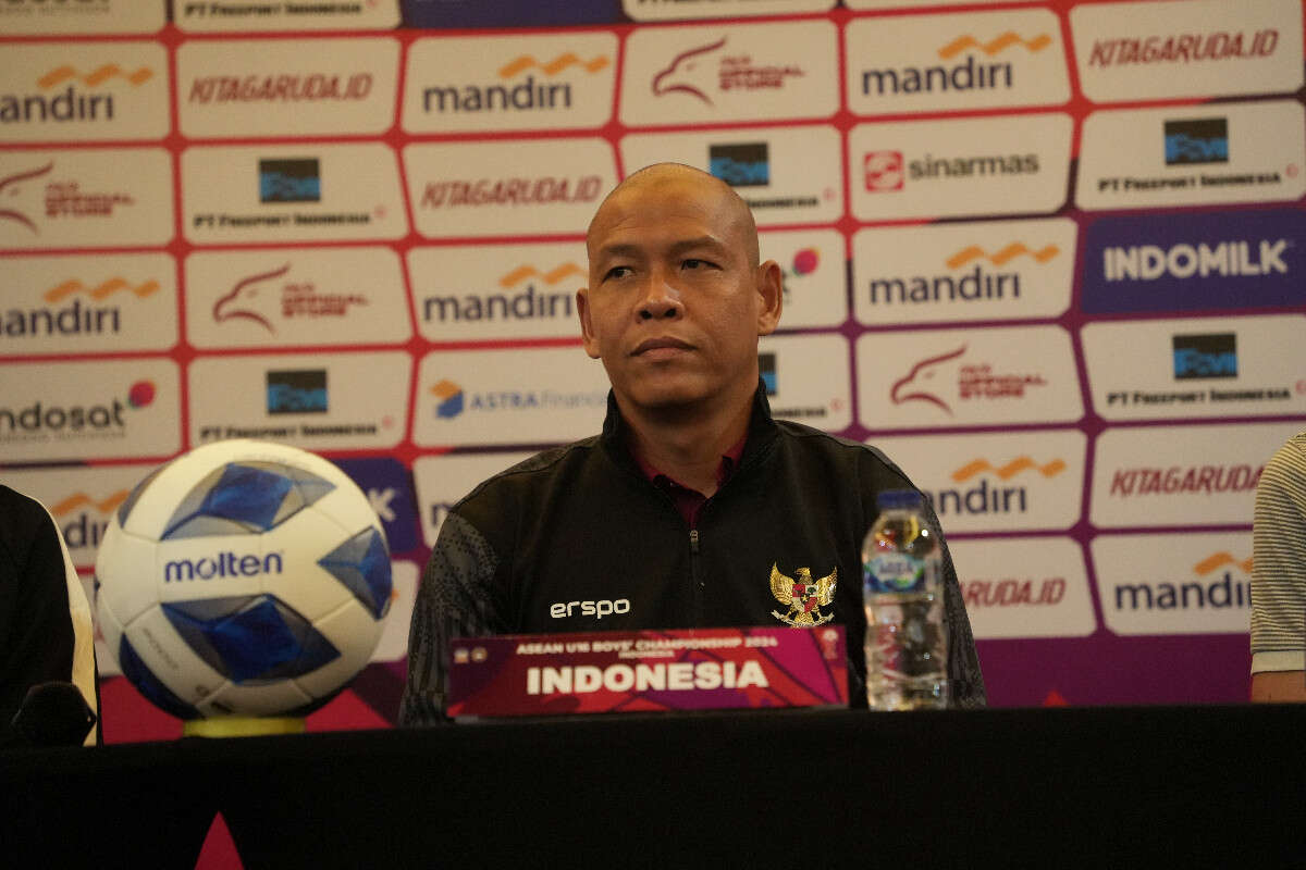 Piala AFF U-16: Nova Arianto Dapat Pesan dari Shin Tae-yong