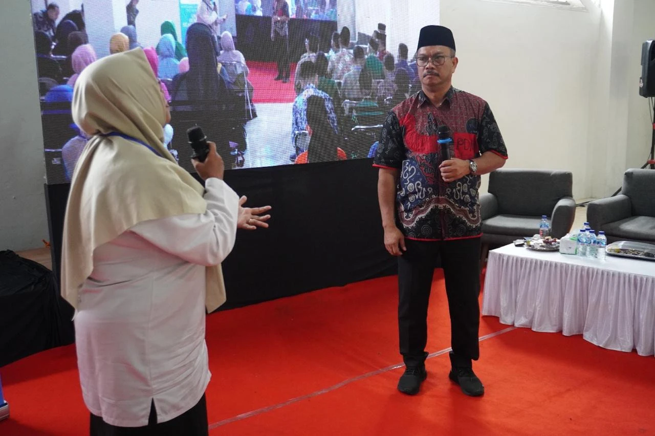 Wujudkan Generasi Sehat, DPR & BGN Sosialisasi Program Makan Bergizi Gratis di Blora