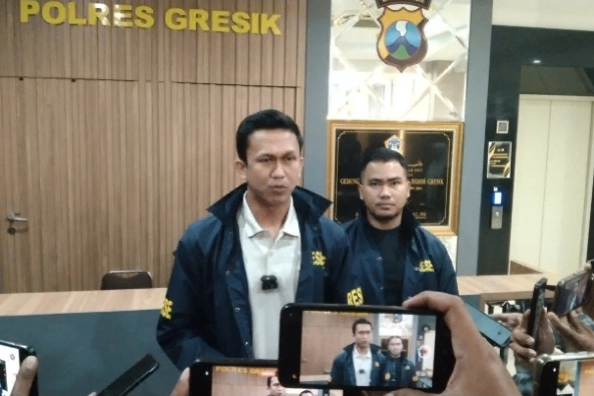 15 Polisi & 5 Warga Sipil Diperiksa Soal Kerangka Manusia di Asrama Polisi Gresik by