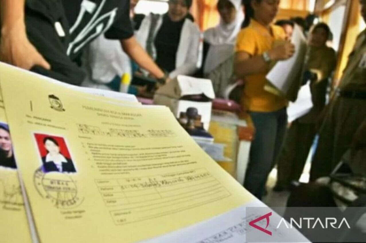 Disnakertrans Karawang Terbitkan Puluhan Ribu Kartu Kuning untuk Pencaker di 2024