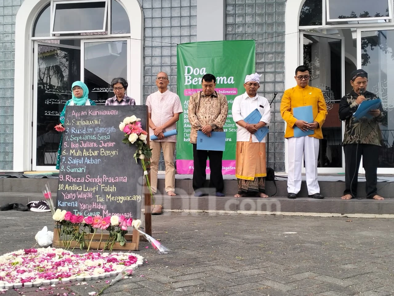 Doa Bersama Tokoh Lintas Agama untuk Korban Kekerasan Selama Gelombang Unjuk Rasa