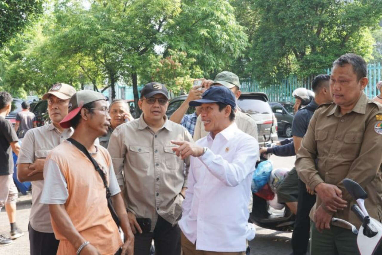 Menteri Hanif Geram karena Sampah Menumpuk di Kota Jogja