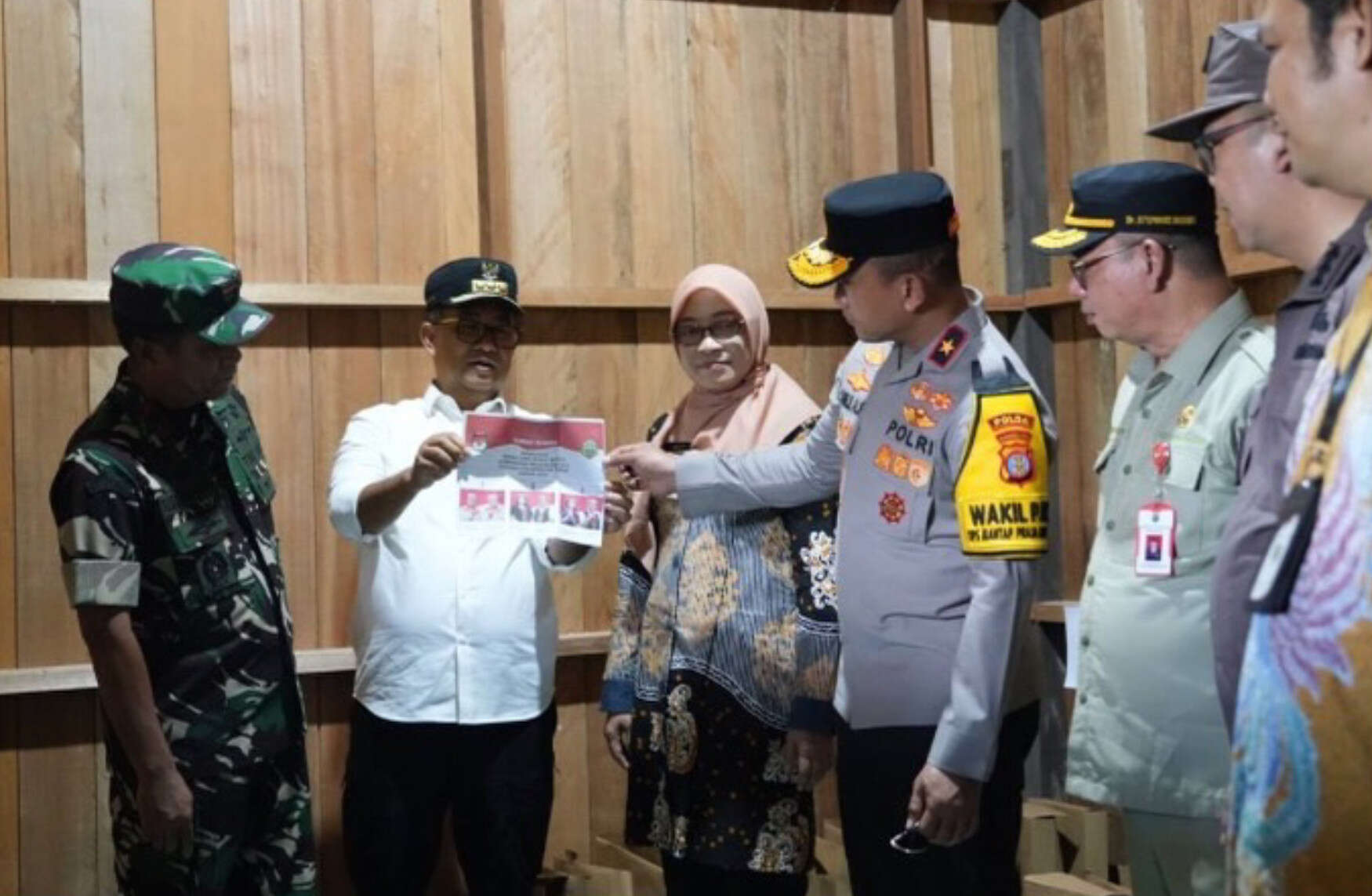 Cek Kesiapan Logistik Pilkada di Mahulu, Ini Pesan Pj Gubernur Akmal Malik ke KPU