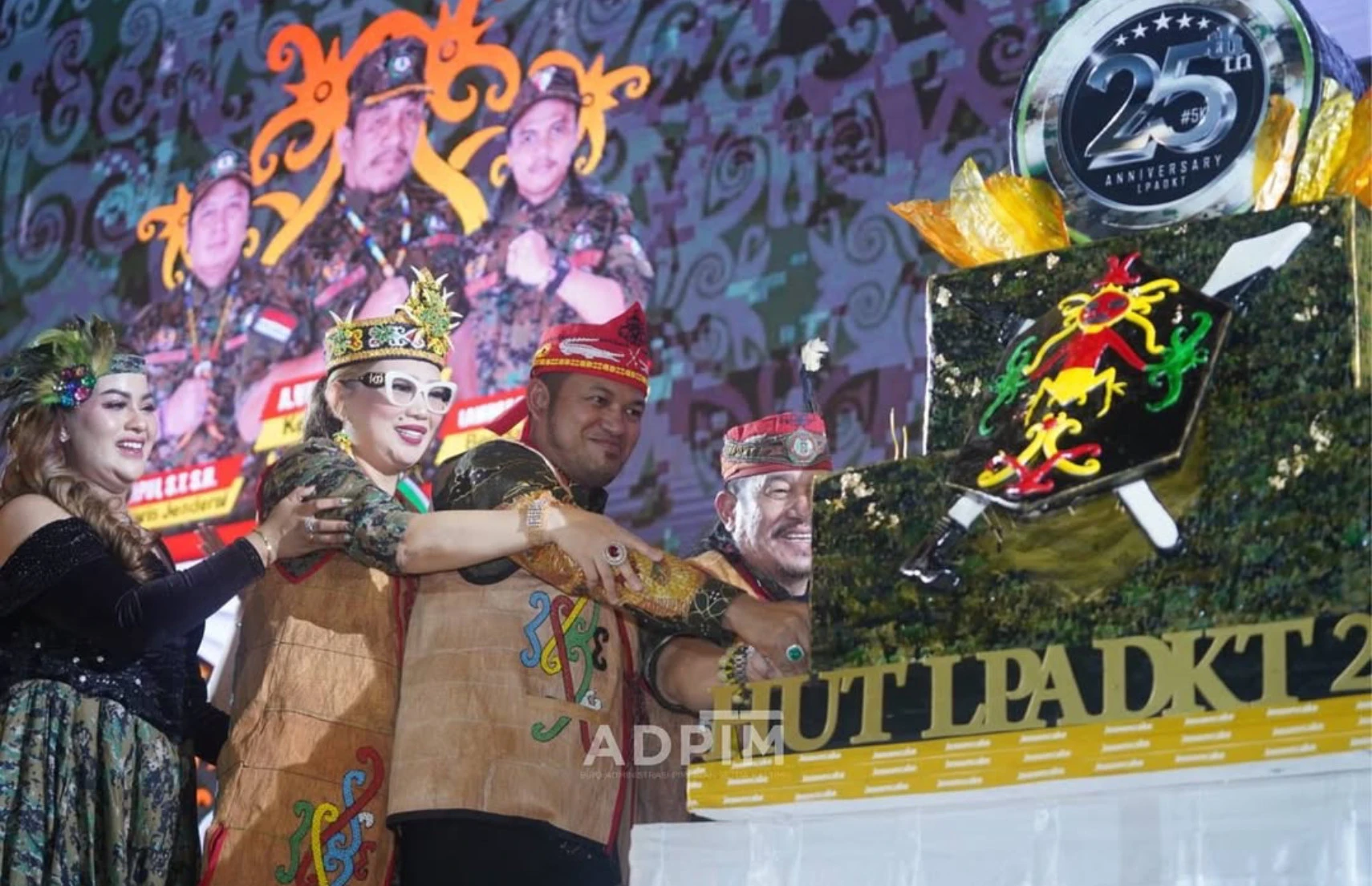 Perayaan HUT ke-25 LPAKDT, Rudy Mas'ud dan Seno Aji Kompak Hadir, D'Masiv Ikut Tampil