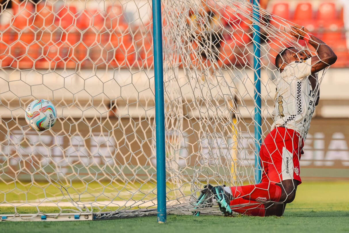 VAR Bikin Bali United Merugi, Wasit Anulir Gol Kenzo Nambu