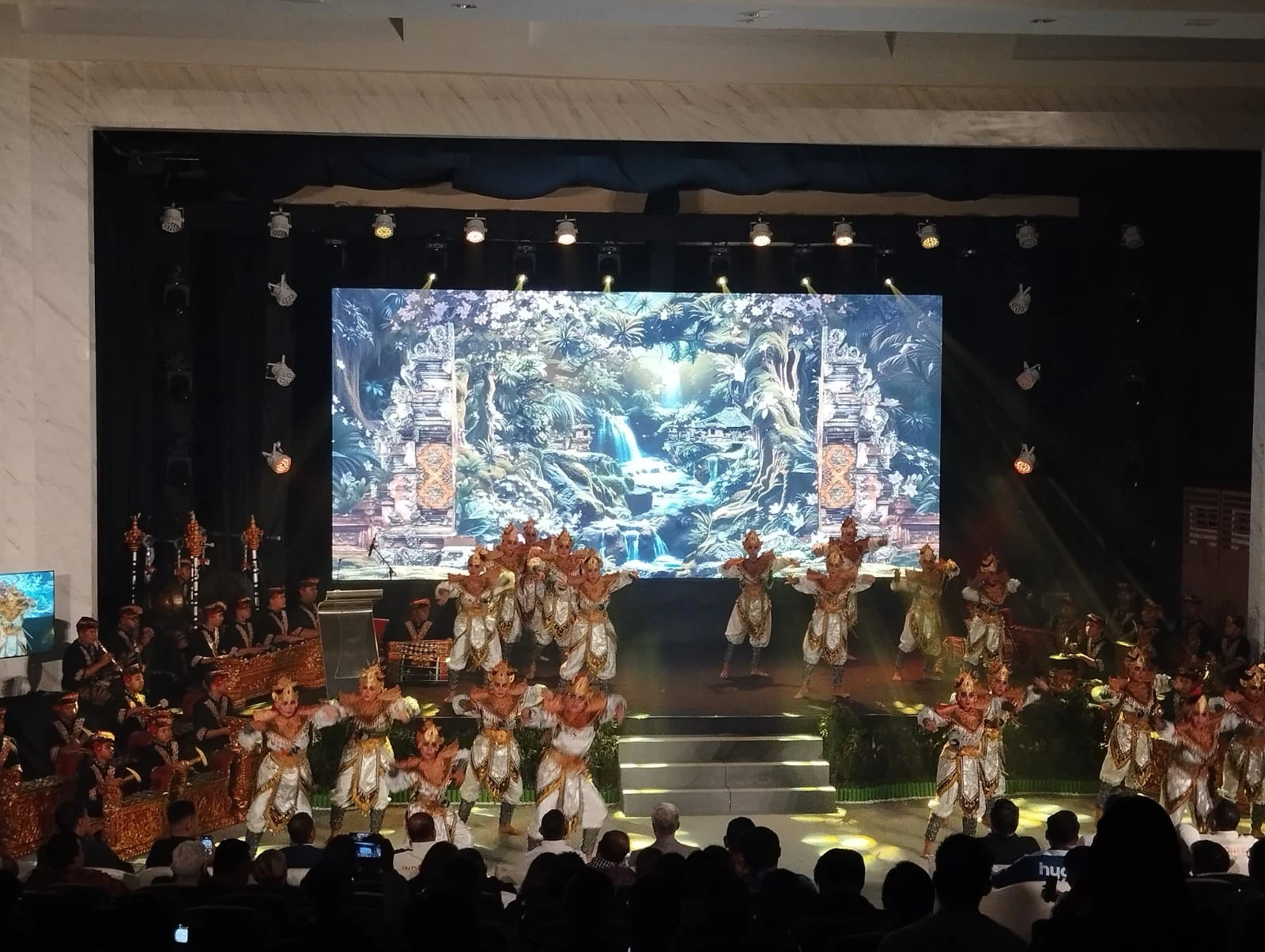 Tari Anggar Hipnotis Atlet Hingga Ketua Konfederasi, Puji Indonesia Setinggi Langit