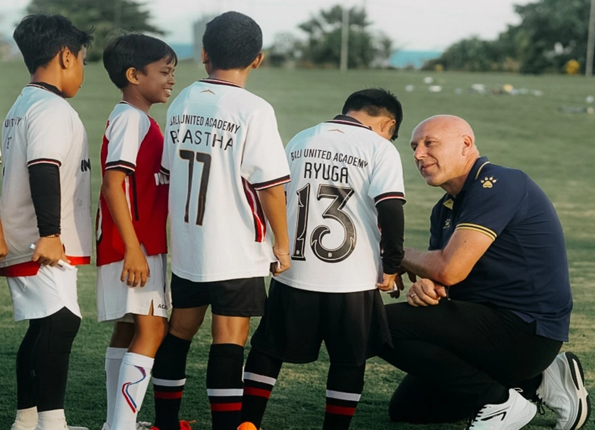 Dirtek PSSI Menyambangi Bali United Academy, Beri Wejangan Pemain Muda