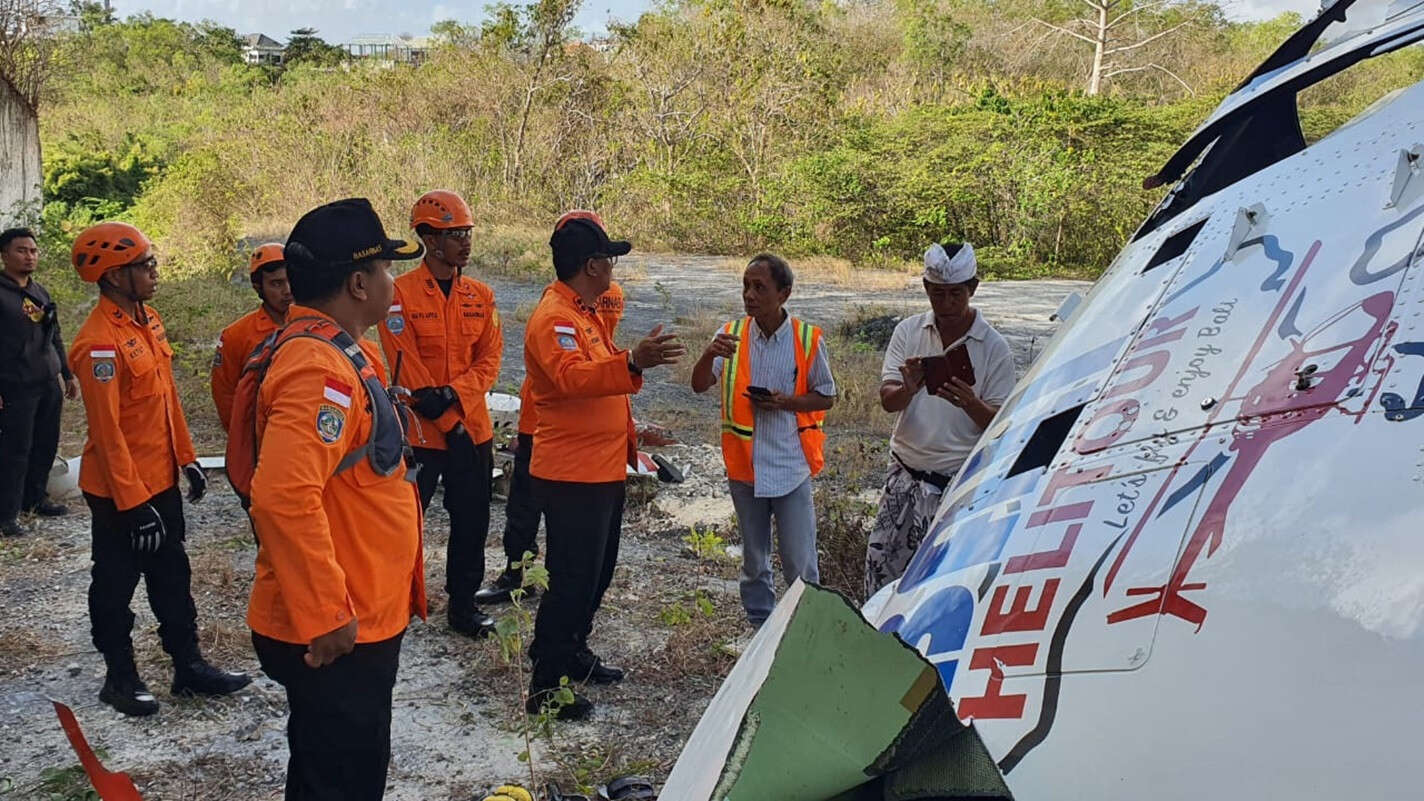 Update Helikopter Jatuh! Otban Sorot Ketinggian Layangan & Festival di Pantai Mertasari