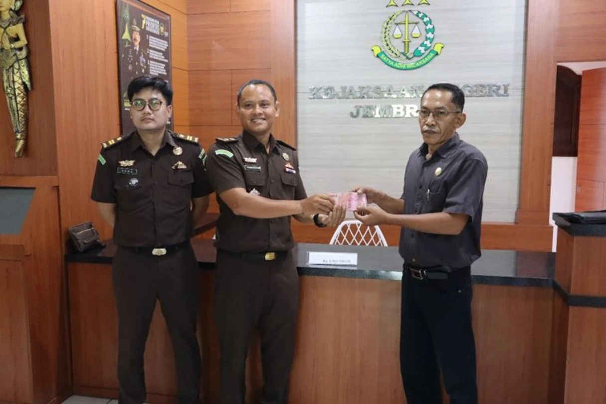 Korupsi LPD Yehembang Kelar, Kejari Jembrana Kembalikan Uang Pengganti Terpidana