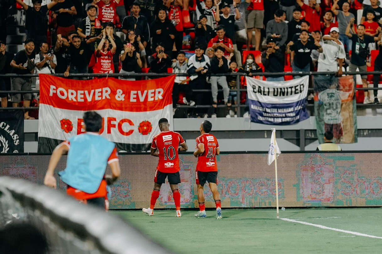 Lagi, Teco Bongkar Strategi Unik Bungkam Tim Sekuat Persebaya, Top!