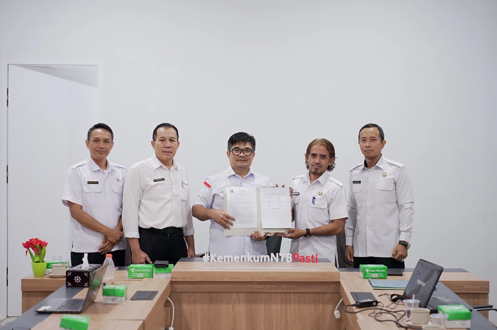 Kemenkum NTB Harmonisasi Raperda & Raperbup Lombok Timur, Perkuat Literasi dan SPM