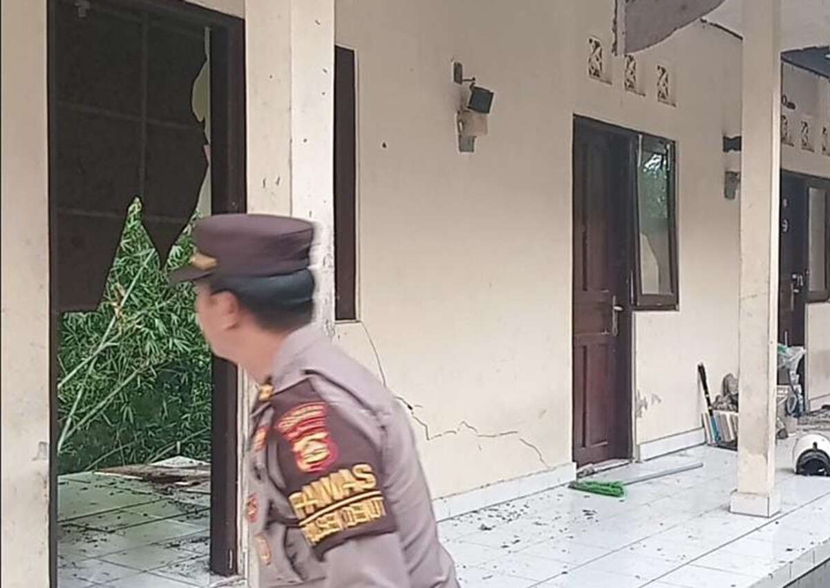 Lagi, Longsor Menerjang Denpasar Bali, 4 Kamar Indekos Rusak Parah, OMG!