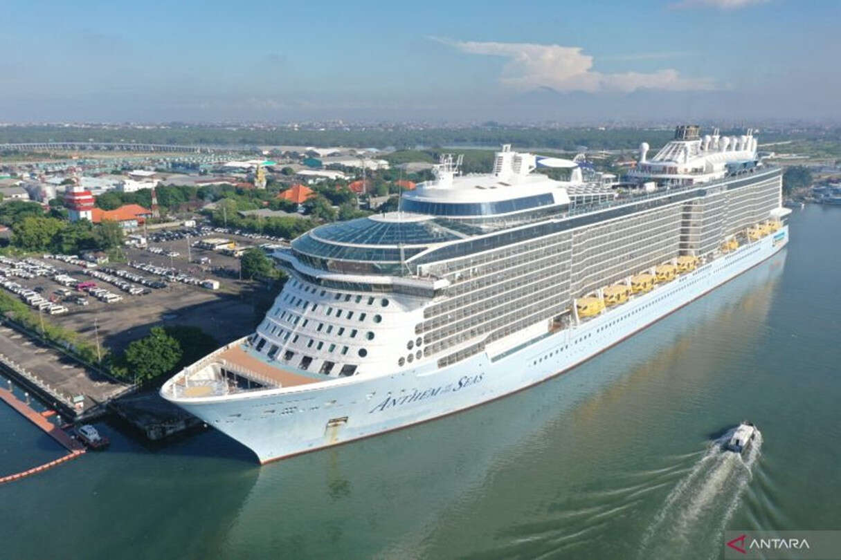 Anthem of the Seas Bersandar di Benoa, Kapal Pesiar Jumbo yang Pernah ke Indonesia