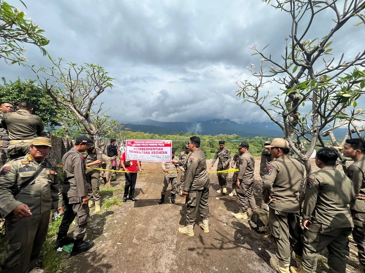 Satpol PP Buleleng Tutup TPA Desa Pangkungparuk, Pelanggarannya Fatal