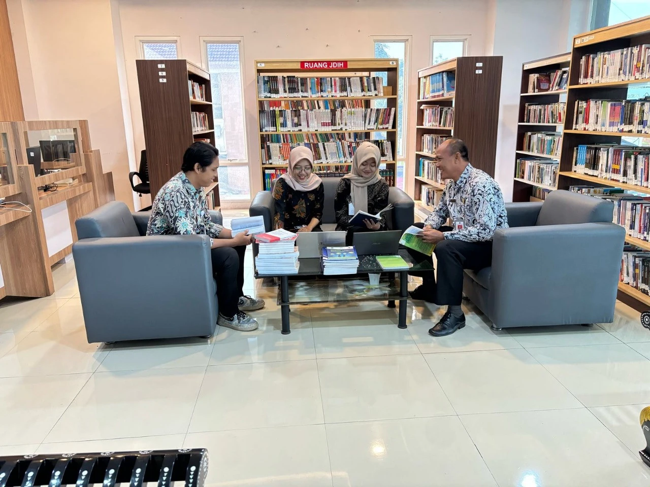 Kemenkum NTB Klasifikasi Dokumen Hukum, Sebar ke Posbankumdes
