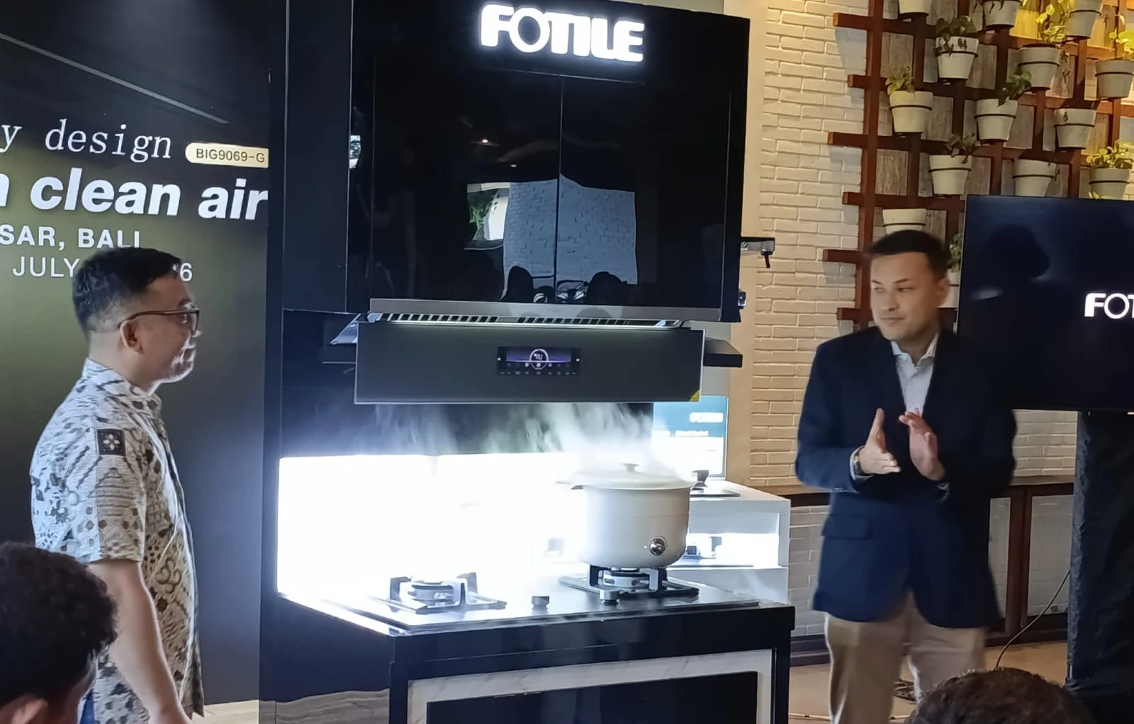 FOTILE Rilis Cooker Hood Pintar Berteknologi Smart Synchronize, Incar Pasar Bali