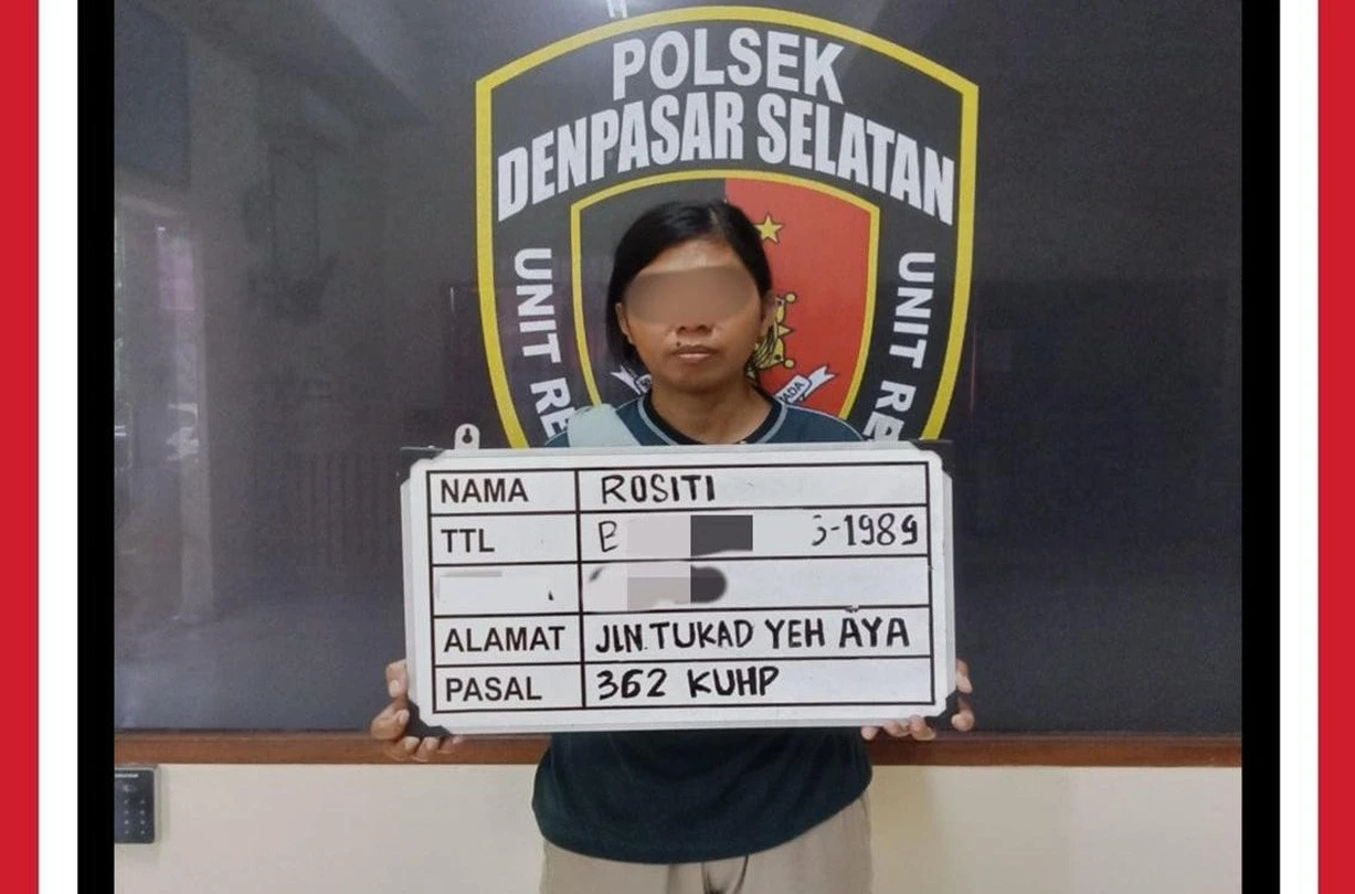 Mak-mak Ini Ambil iPhone Pelanggan di Toilet Indomaret, Lihat Akibatnya