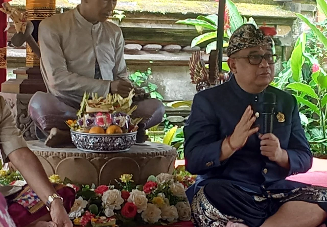 Festival Sastra Saraswati Sorot Teknologi & Budaya Bali, Sentil Tri Wisesa Yoga