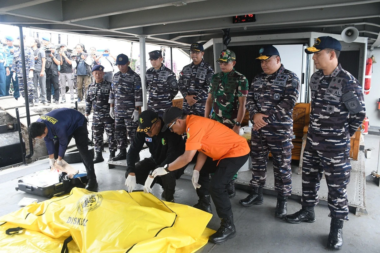 Korban KMP Tunu Pratama Jaya Bertambah, 2 Identitas Penumpang Terkuak