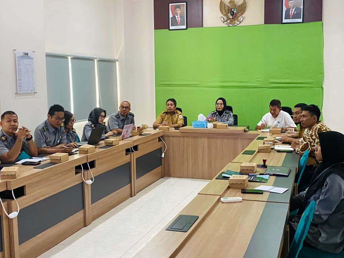 Kemenkumham NTB Serahkan Berita Acara Hasil Harmonisasi Raperkada Sumbawa Barat