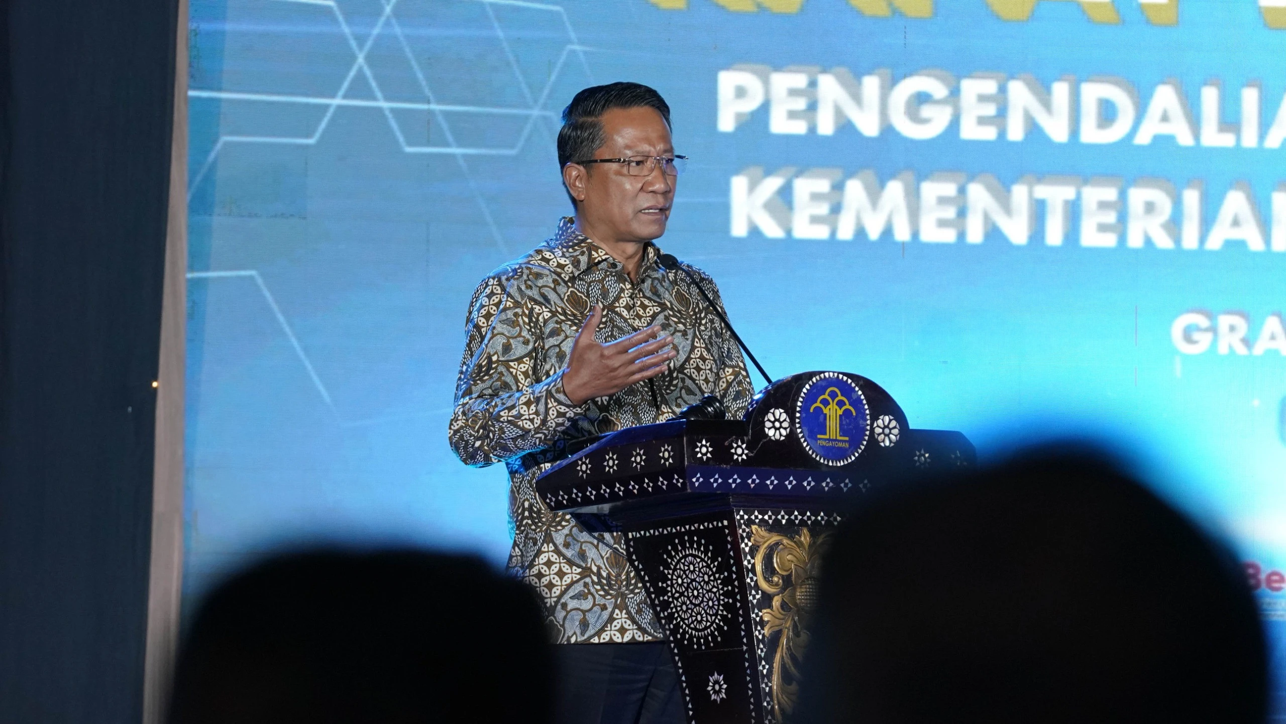 Rakor Kinerja: Menkum Minta Jajaran Kawal Ketat Program Prioritas Pemerintah