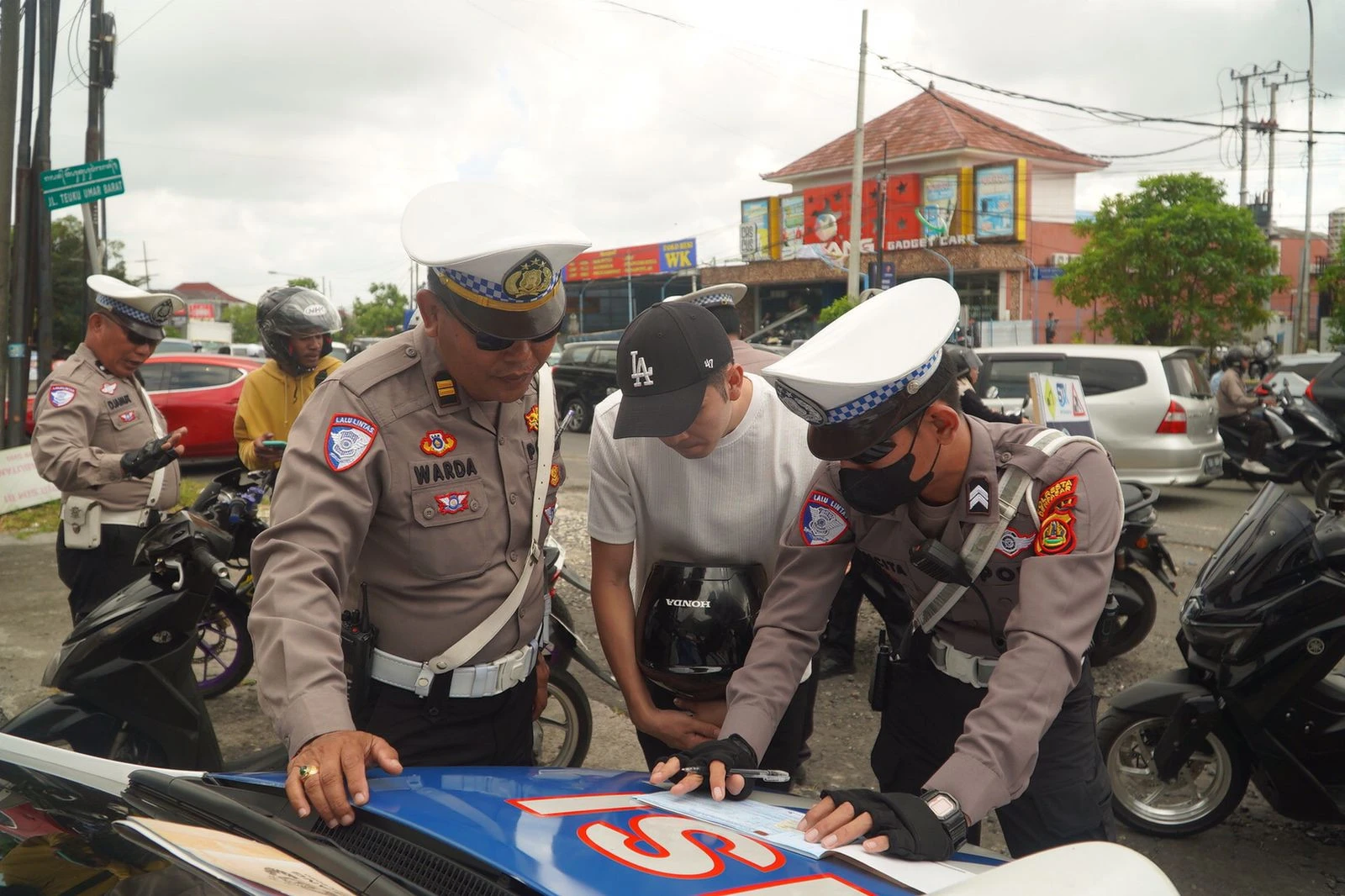 Hari Pertama Operasi Patuh Agung 2025: Polresta Denpasar Tindak 19 Pelanggar, Lihat